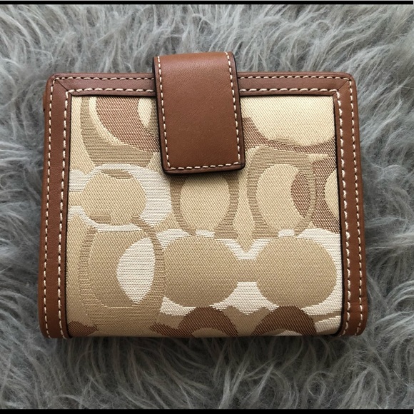Coach Khaki Hamptons Optic French Wallet F41251 - Picture 2 of 12